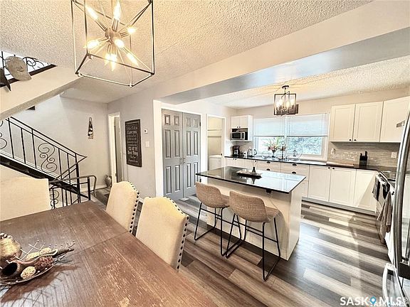 5th image of 1908 3rd Avenue E