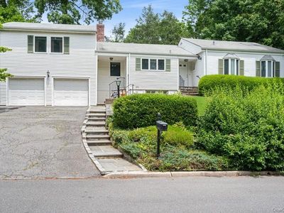 88 Bayberry Ln, New Rochelle, NY, 10804