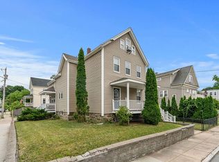 52 Selwyn St, Roslindale, MA 02131