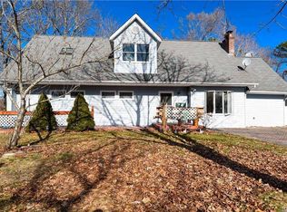 17 Jane St, Selden, NY 11784