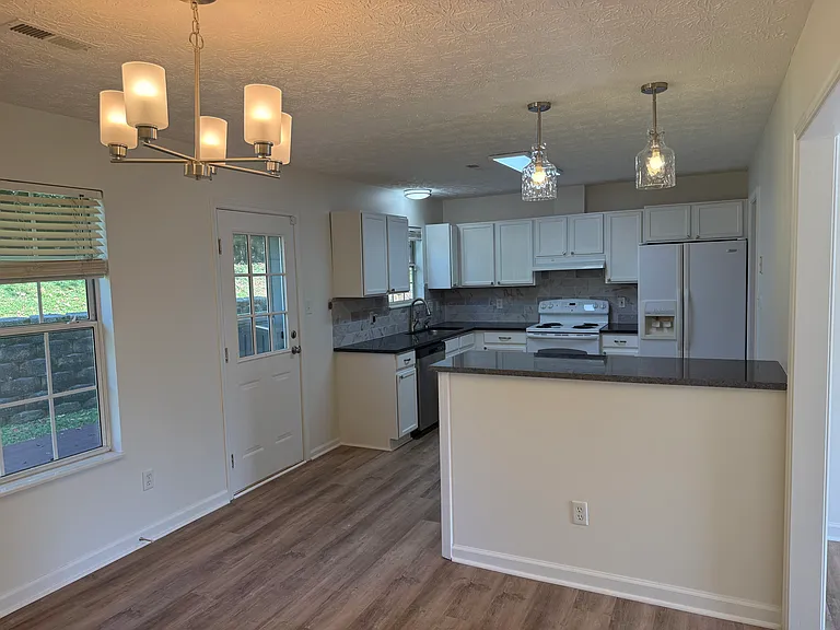 719 Colony Village Way — Photo 9