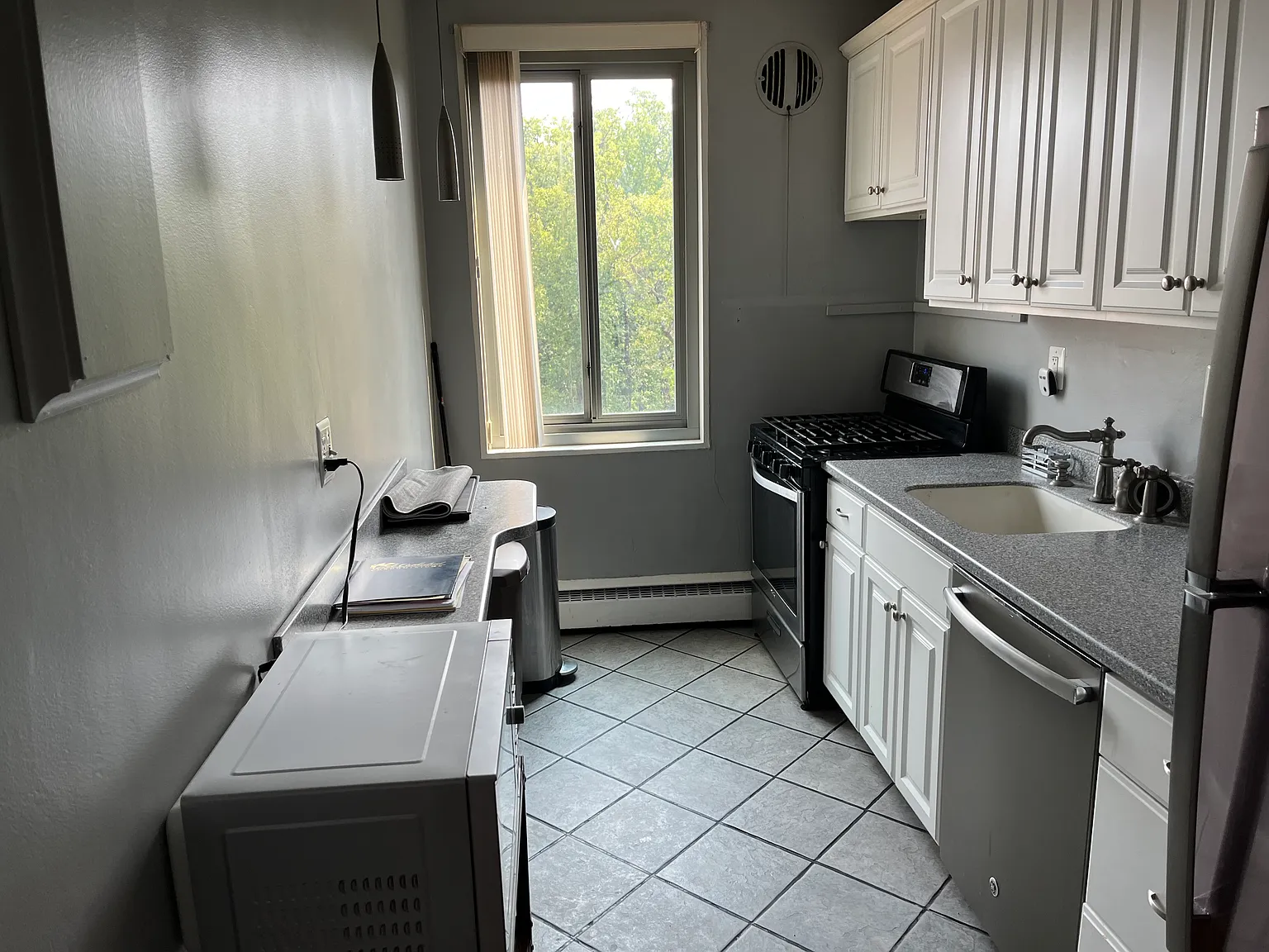 2 bed, 938 sqft, $2,600 — Photo 4