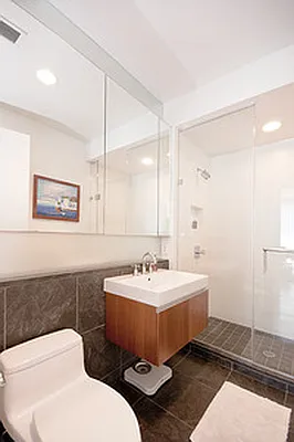 Rented by Carroll Group Residential Inc | media 42