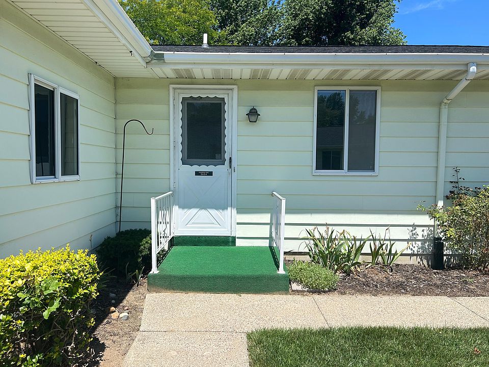 1st image of 5654 Leisure South Dr SE