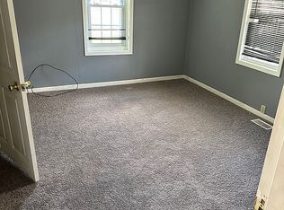 238 Burnette St, Richlands, VA 24641