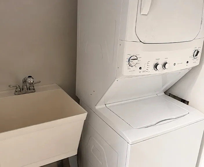 860 Lafayette Ave #2 — Photo 34