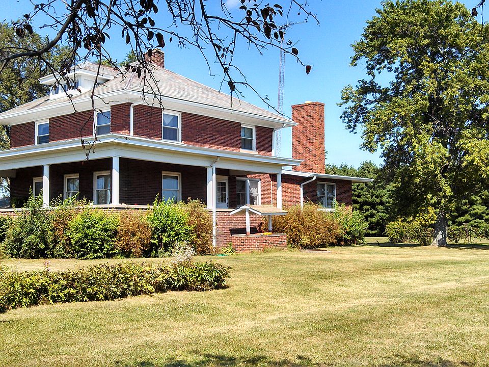 front/side of house from SW