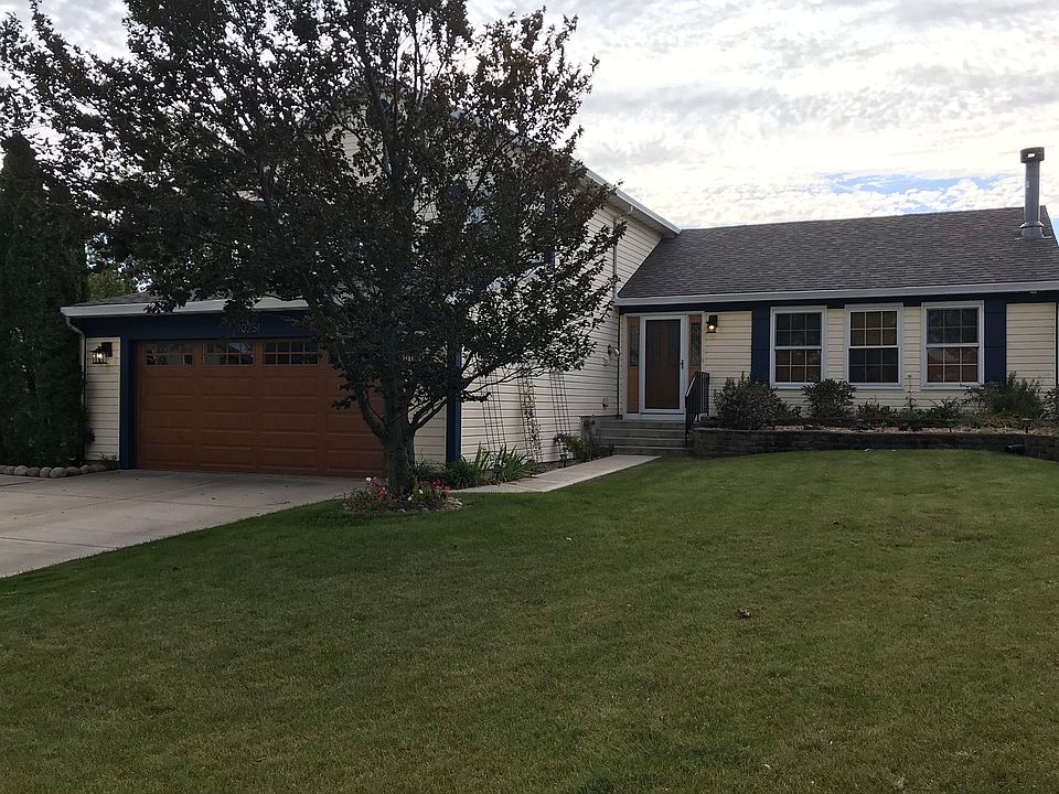 1st image of 20251 S Rosewood Ct