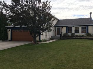 20251 S Rosewood Ct, Frankfort, IL 60423