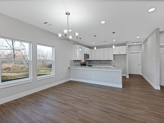4th image of 6512 Jensen Drive