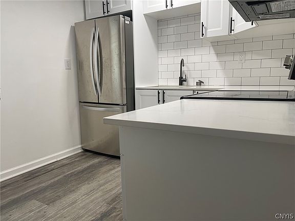 2nd image of 155 Malden Rd