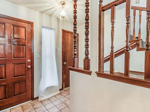 3rd image of 7170 Laverne Ave