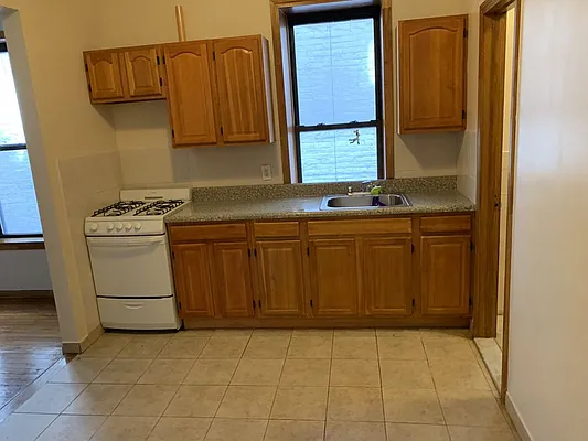 Rented by Gama Group | media 13
