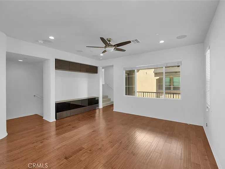6328 Pacific Way — Photo 12