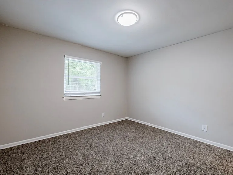 Modern Living in the Heart of Northlake — Photo 94