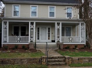 127 Woodburn Rd, Raleigh, NC 27605