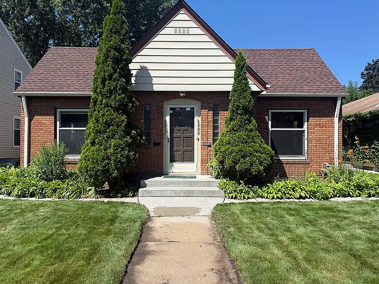 5808 Chicago Ave #NE — Photo 1