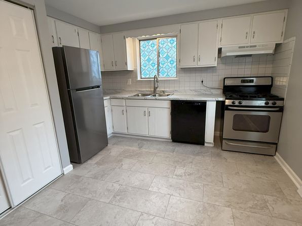 250 Huth Rd APT Q