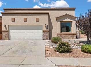 8601 Mock Heather Rd NW, Albuquerque, NM 87120