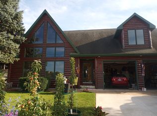 897 Coolidge Ave, Oshkosh, WI 54902