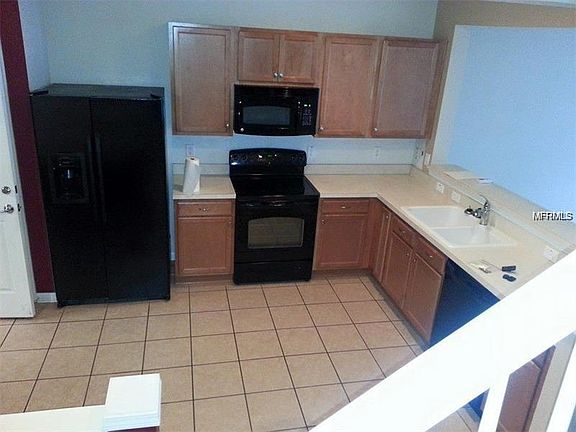 3rd image of 10228 Pink Palmata Ct