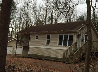 49 Windsor Ln, Kunkletown, PA 18058