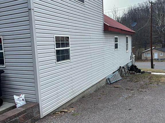 5th image of 14300 Winchester Rd SW