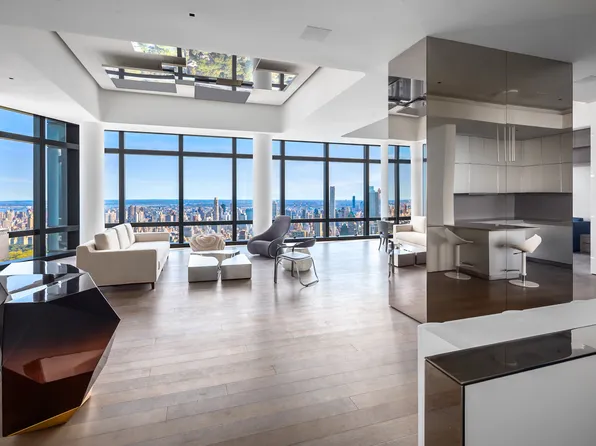 25 Columbus Circle 7475B image 2 of 15