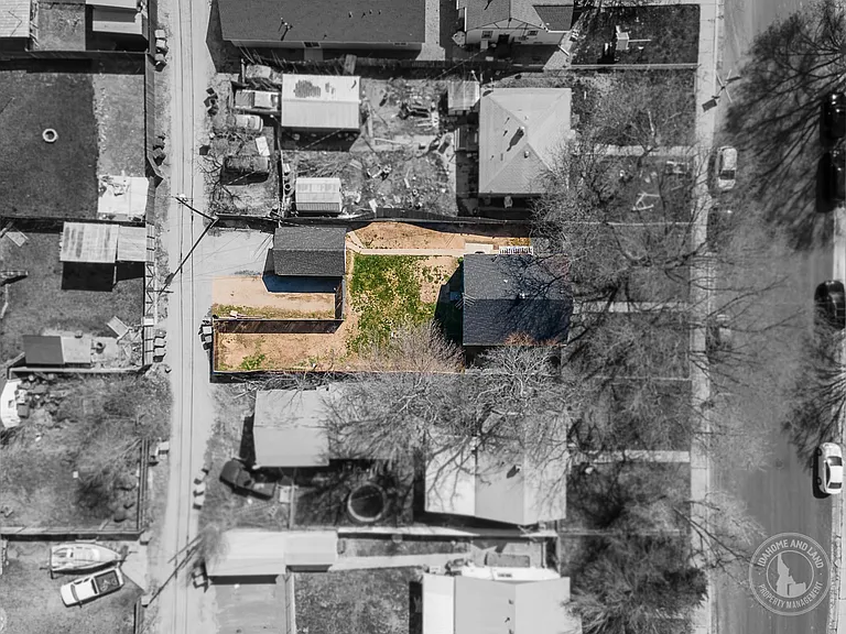HIGHLIGHTED AREA IS FOR RENT
