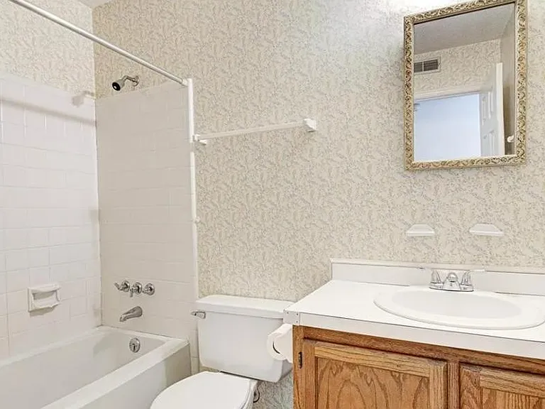 205 D N Rotary Dr — Photo 17