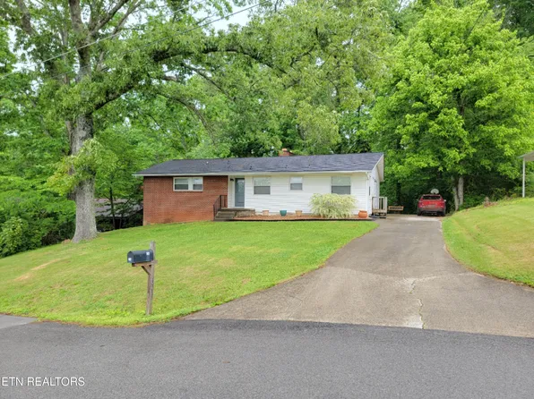104 Stanton Ln, Oak Ridge, TN 37830