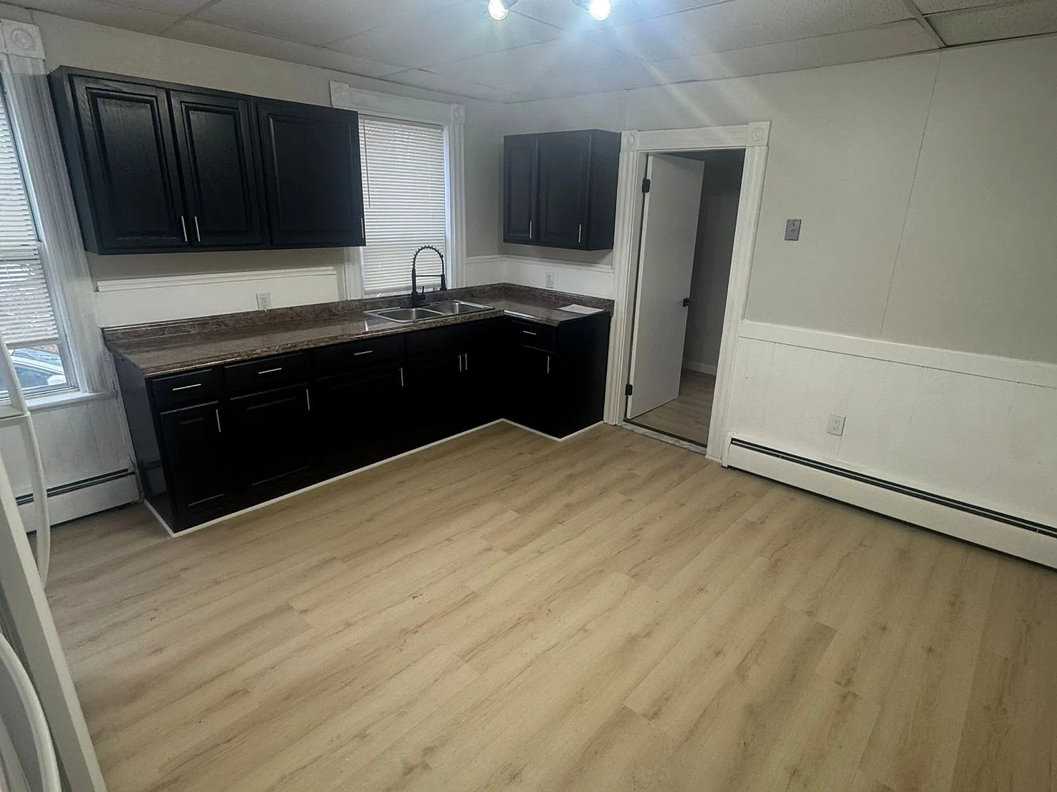 4 bed, 1500 sqft, $2,495 — Photo 4