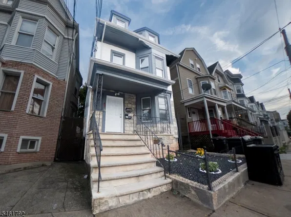 87 2Nd St, Newark City, NJ 07107