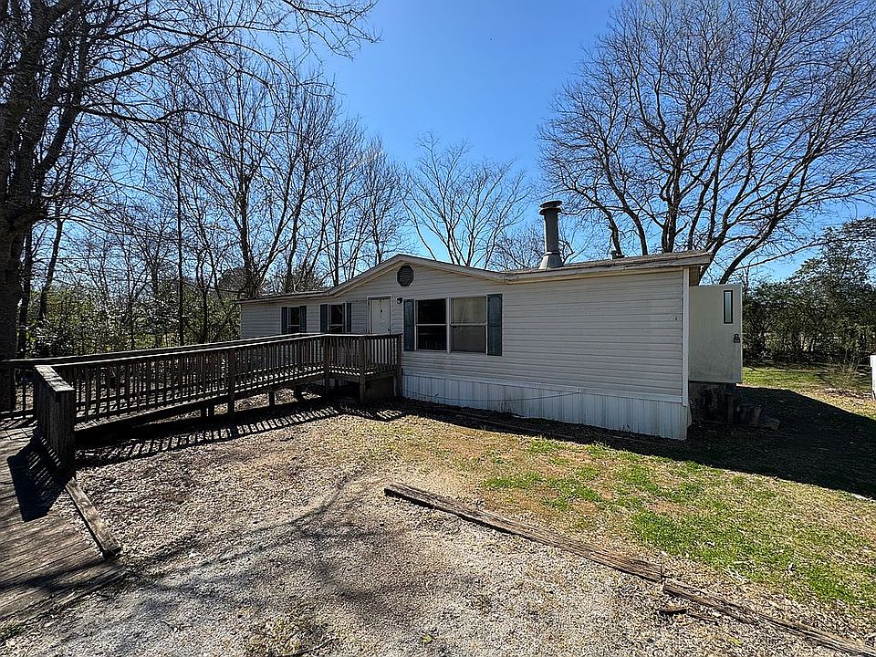 1st image of 16425 Cotton Ln