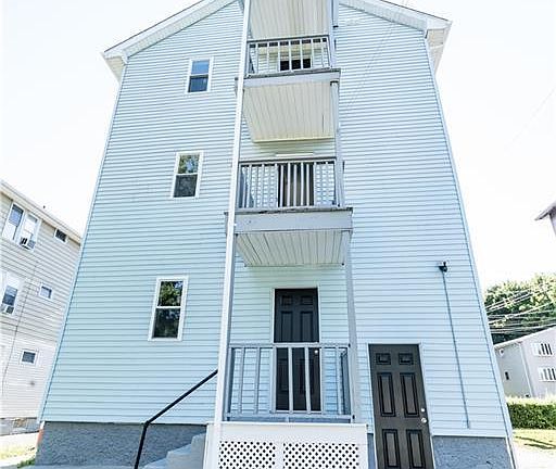 3rd image of 1391 Corbin Ave #3