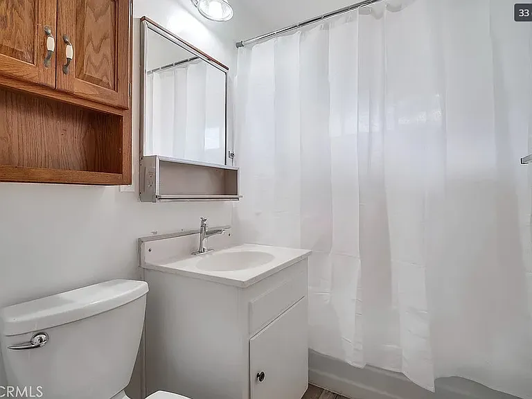 6310 Avenue De Palma — Photo 27