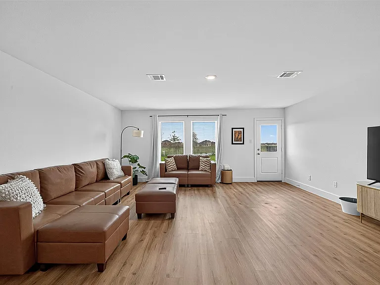 27615 Seascape Village Dr — Photo 9