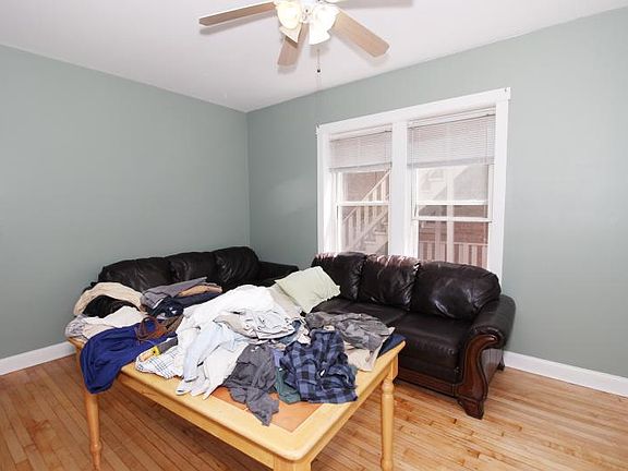 4th image of 4525 N Claremont Ave #1R