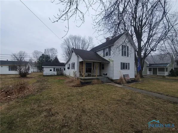 725 Marseilles St, Upper Sandusky, OH 43351