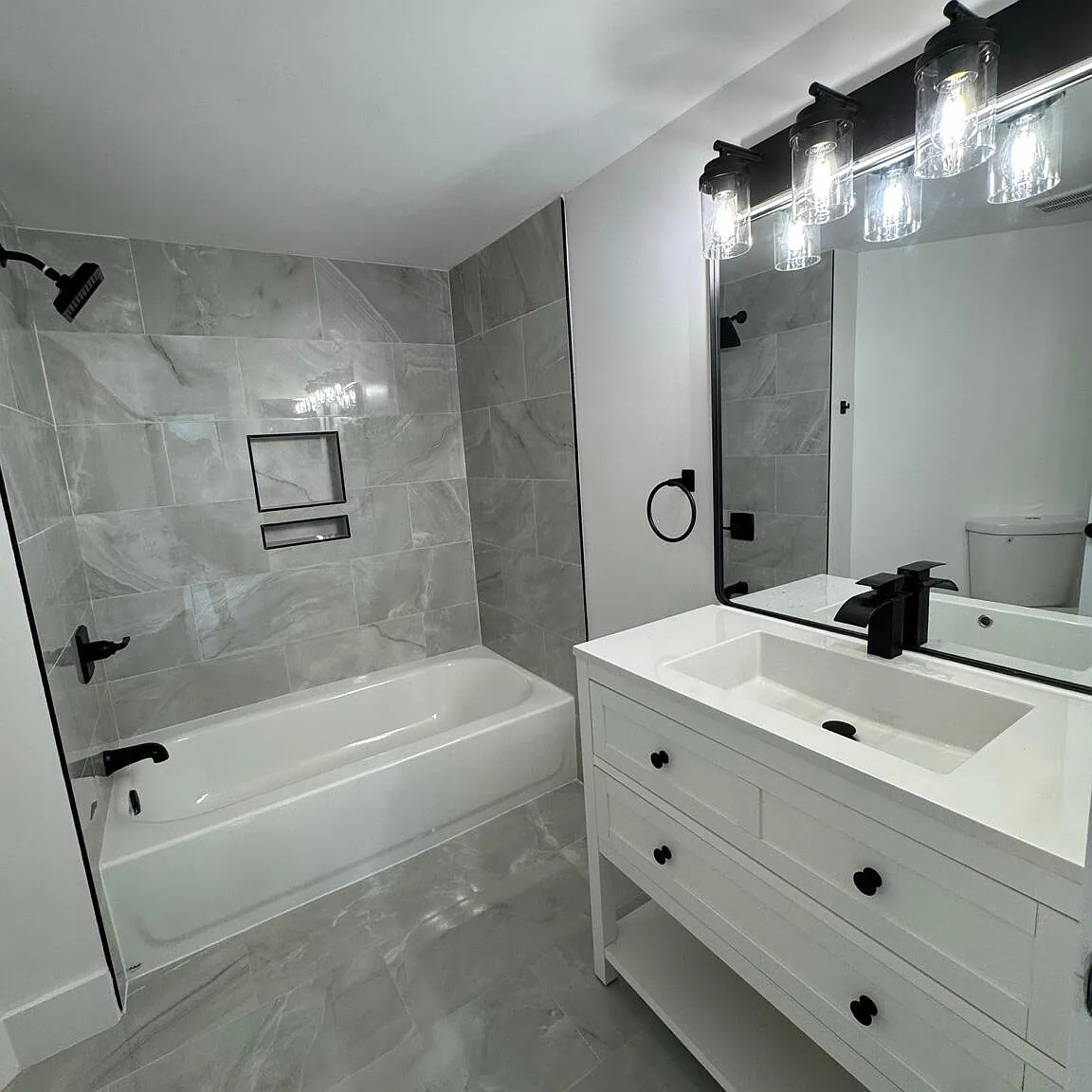 2 bed, 2.0 bath, 1000 sqft, $2,600 — Photo 3