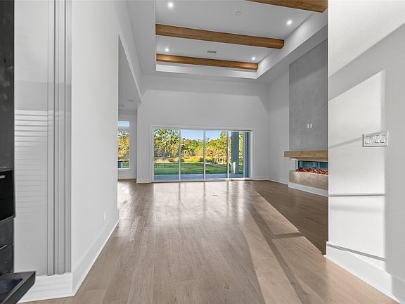 5th image of 24927 Hopeview Way