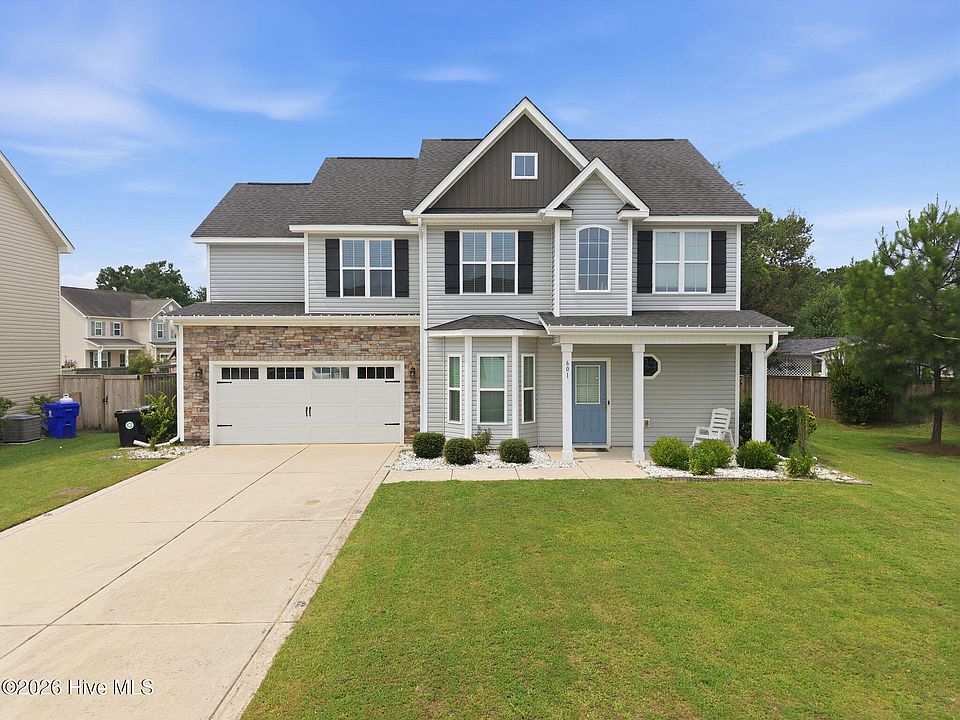 1st image of 601 Aurora Place