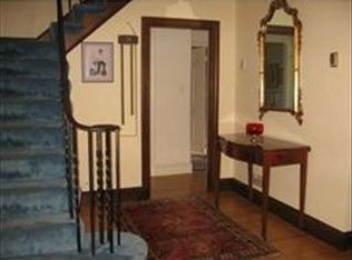 86 Stuart Rd, Newton, MA 02459