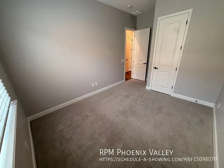 1926 W Holden Dr — Photo 11