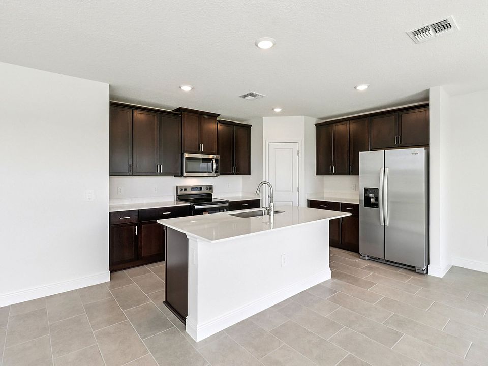 10-custom-Orlando - The Reserve at Hammock Oaks - 891 Sunshower Dr Lady Lake FL 32159 - 010.jpg