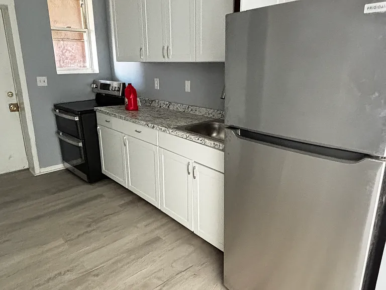 281-283 Wethersfield Ave #C2 — Photo 3