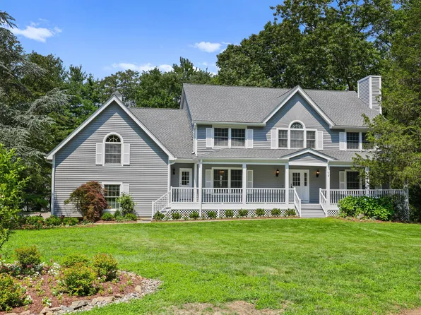 73 Random Farms Drive, Chappaqua, NY 10514