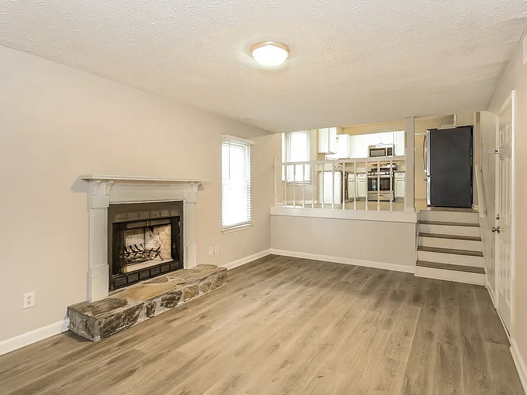 4067 Keheley Glen Dr — Photo 6