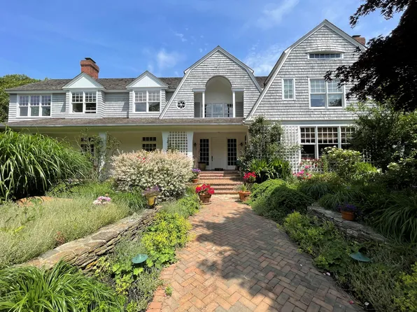 335 Further Ln, East Hampton, NY 11937