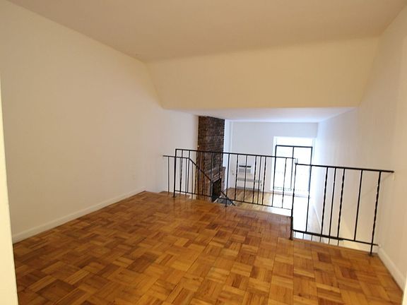 4th image of 65 E 11th St APT 2C